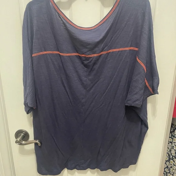 White Birch Boxy Blue shortSleeve Blouse - Picture 6 of 11